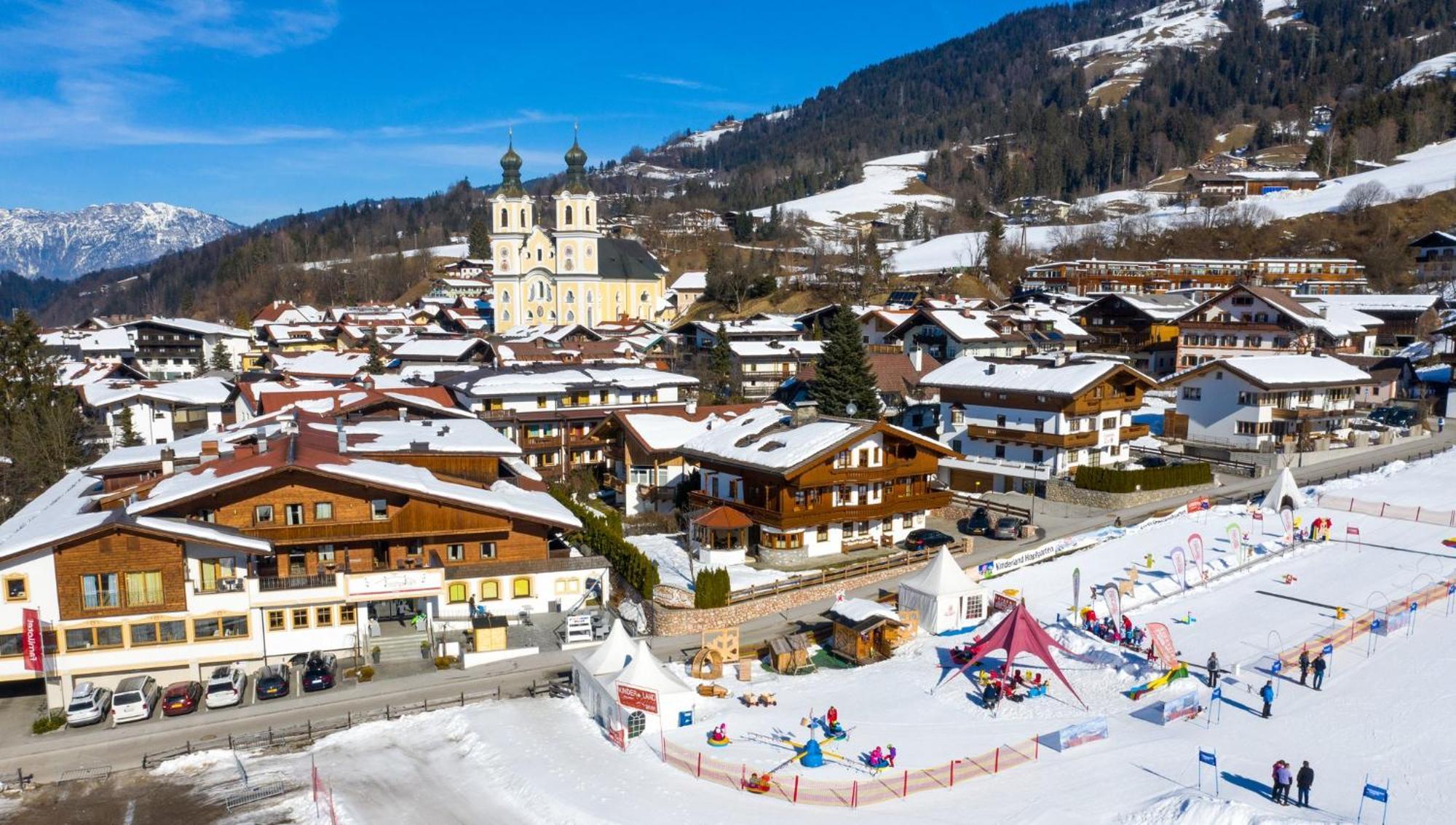 Das Hopfgarten Familotel Tirol Hopfgarten im Brixental Buitenkant foto